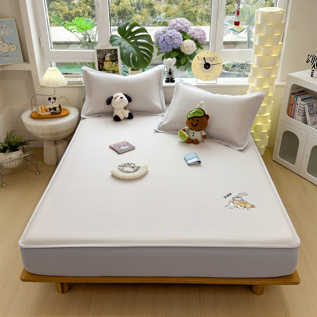 91家纺网 家纺一手货源 找家纺 眠多宝（绒多宝） 2026新款可机洗冰豆豆冰丝席凉席席子a类母婴级婴儿可用凉感值过0.21夏天 贪吃小狗床笠款