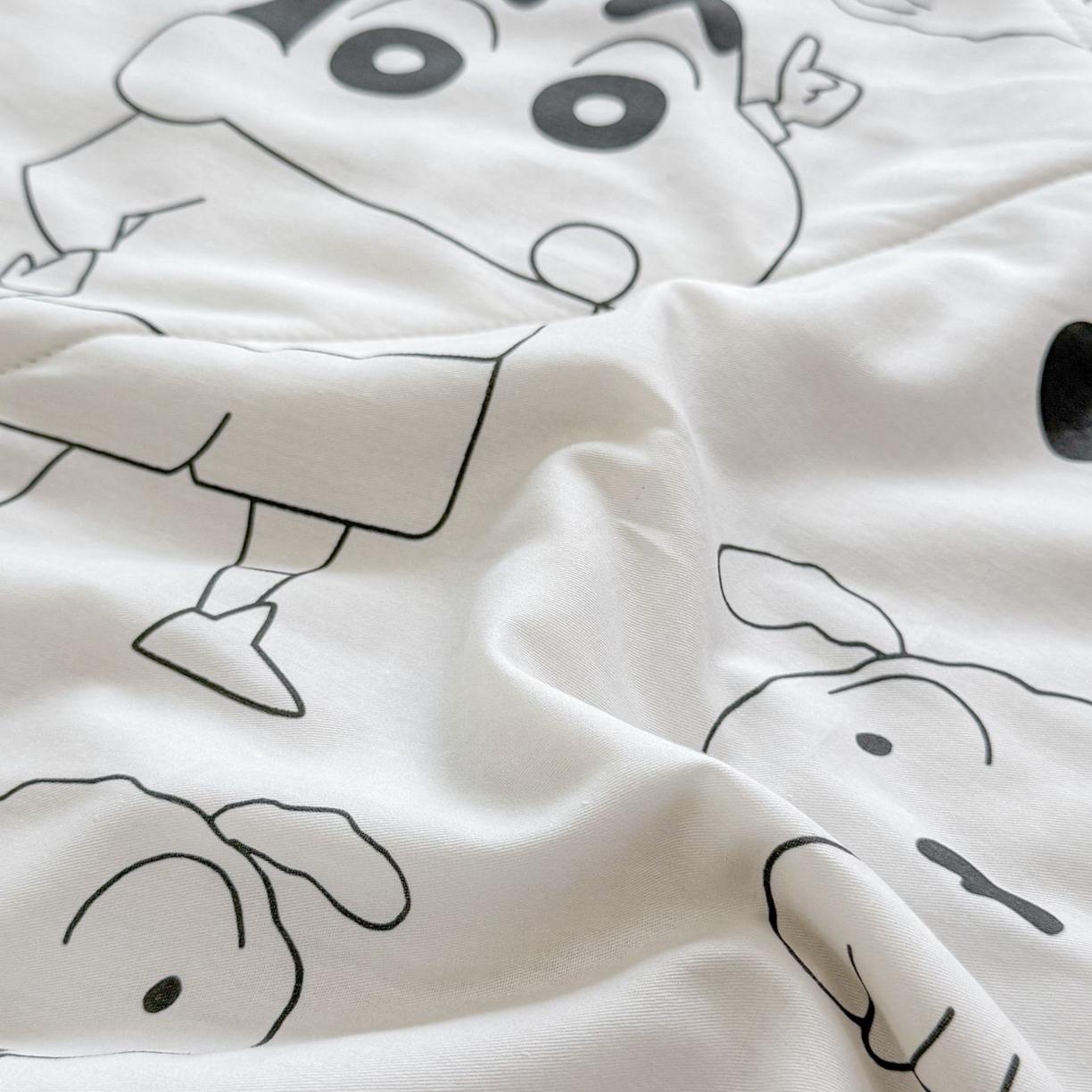 91家纺网 家纺一手货源 找家纺 雅萱家纺 2026新款里外全棉棉花夏被蜡笔小新系列 夏被-素描小新