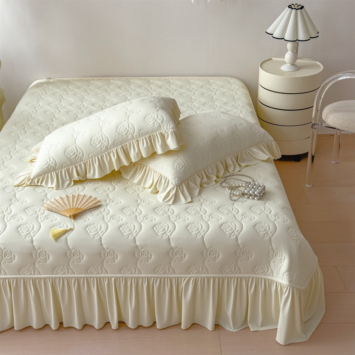 91家纺网 家纺一手货源 找家纺 雯豆家纺 【10A抗菌】2026新款氨纶凉感丝花边枕套单只一对装夏季冰丝枕芯保护套 氨纶花边床笠-奶黄