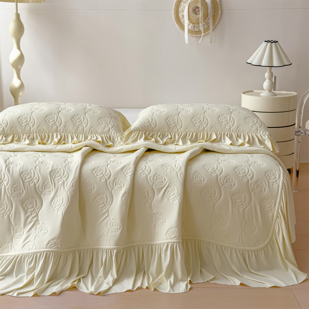 91家纺网 家纺一手货源 找家纺 雯豆家纺 【10A抗菌】2026新款氨纶凉感丝花边枕套单只一对装夏季冰丝枕芯保护套 氨纶花边床笠-奶黄