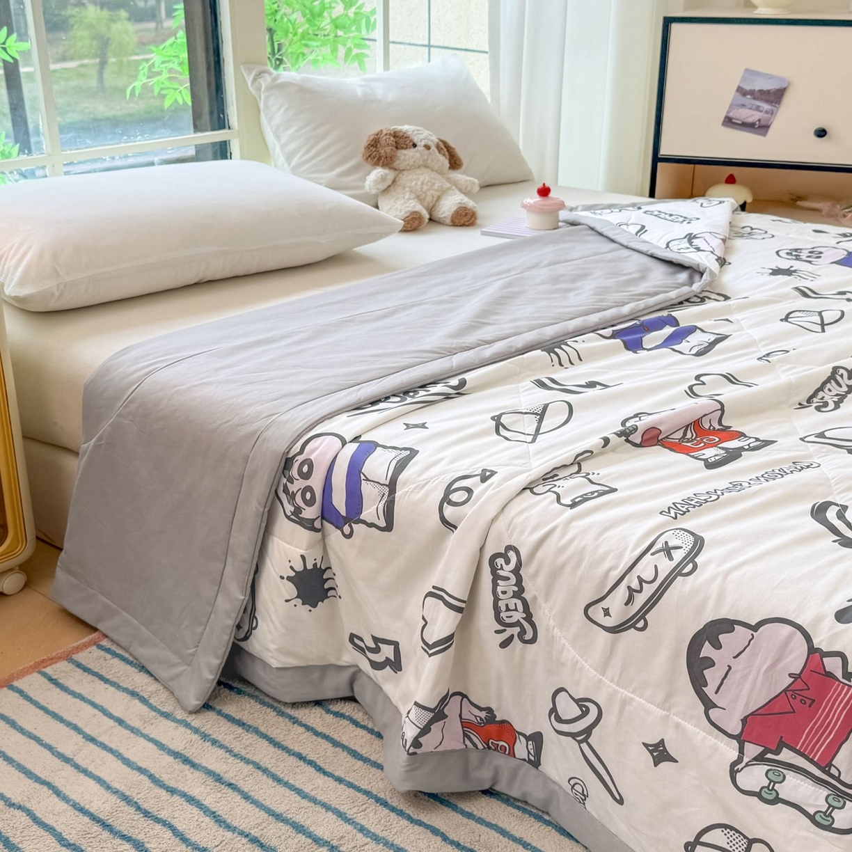 91家纺网 家纺一手货源 找家纺 雅萱家纺 2026新款里外全棉棉花夏被蜡笔小新系列 夏被-甜酷小新