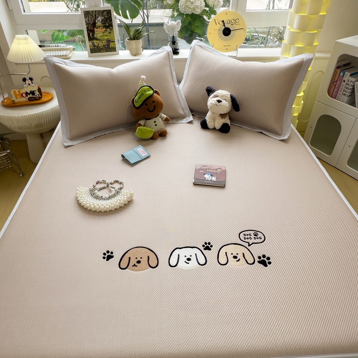 91家纺网 家纺一手货源 找家纺 眠多宝（绒多宝） 2026新款可机洗冰豆豆冰丝席凉席席子a类母婴级婴儿可用凉感值过0.21夏天 汪汪线条狗床笠款