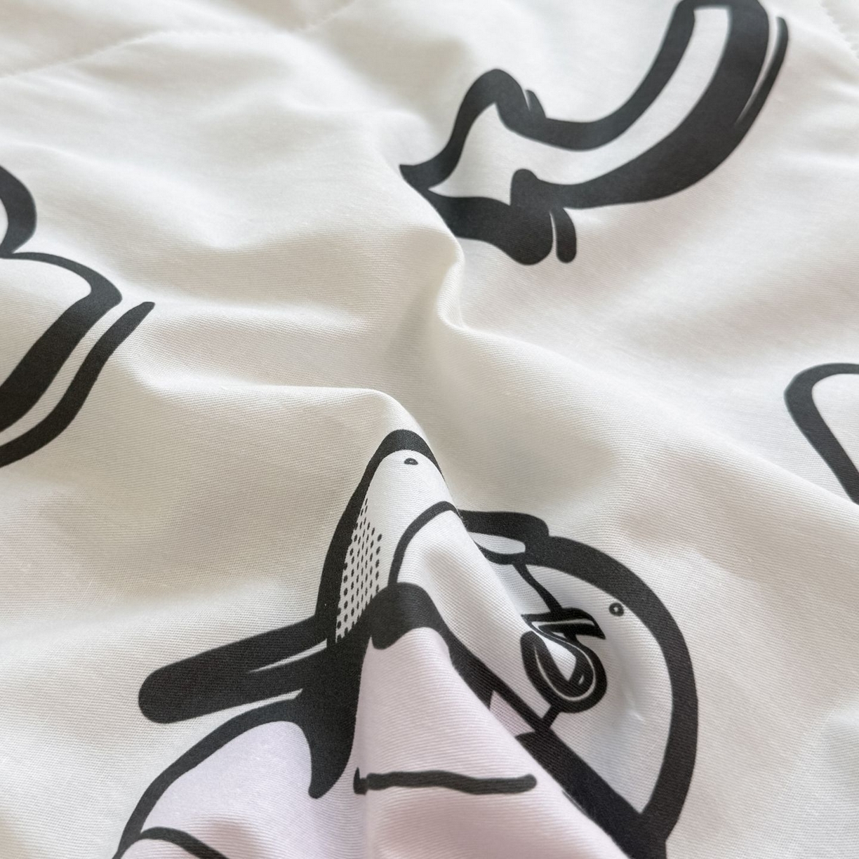 91家纺网 家纺一手货源 找家纺 雅萱家纺 2026新款里外全棉棉花夏被蜡笔小新系列 夏被-甜酷小新