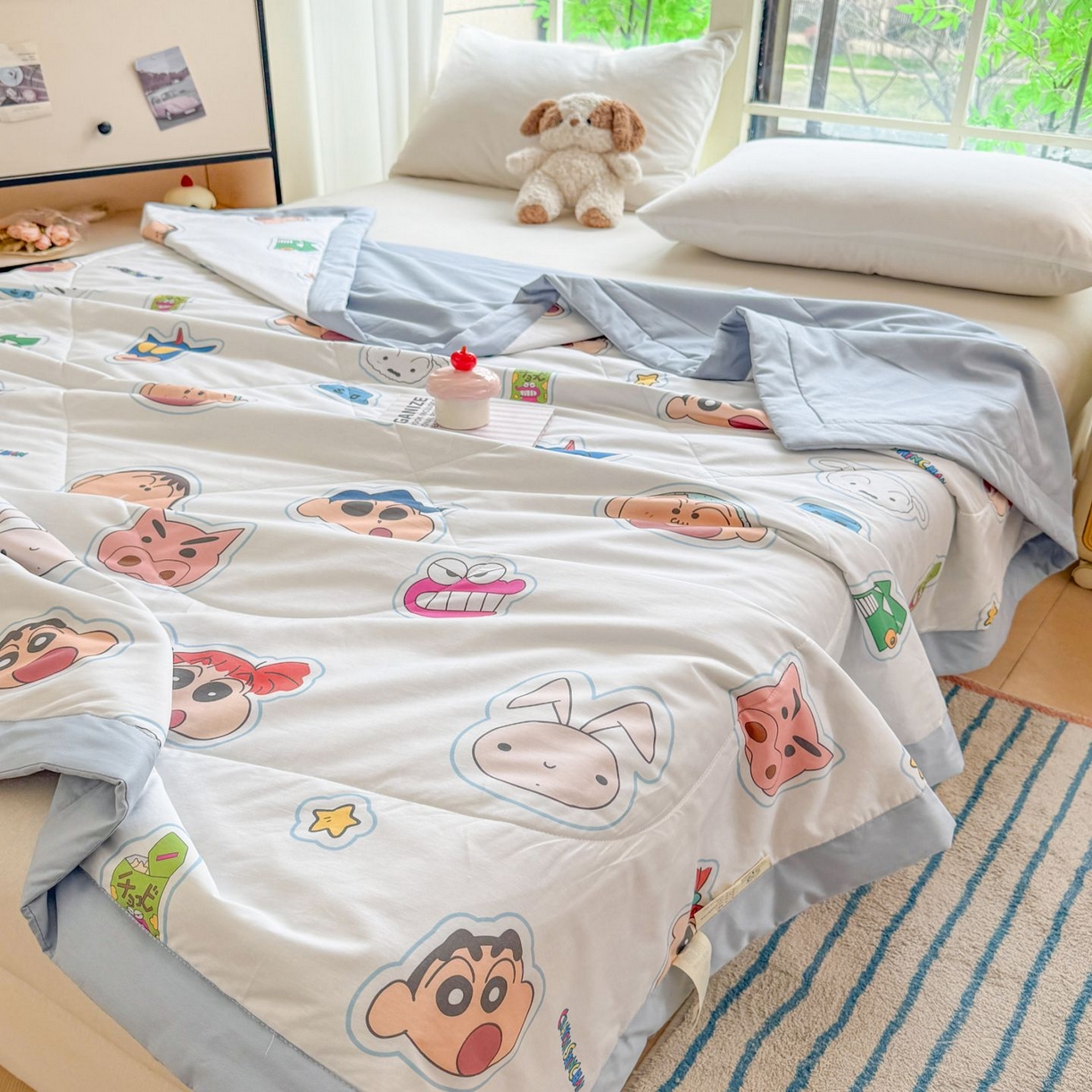 91家纺网 家纺一手货源 找家纺 雅萱家纺 2026新款里外全棉棉花夏被蜡笔小新系列 夏被-小新的朋友