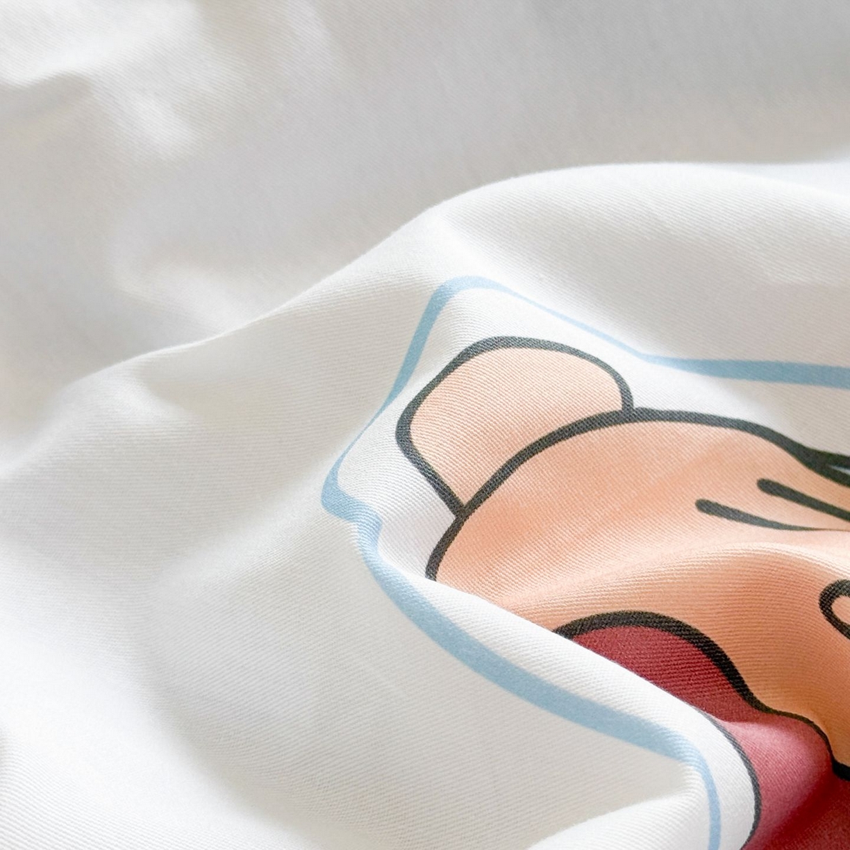 91家纺网 家纺一手货源 找家纺 雅萱家纺 2026新款里外全棉棉花夏被蜡笔小新系列 夏被-小新的朋友