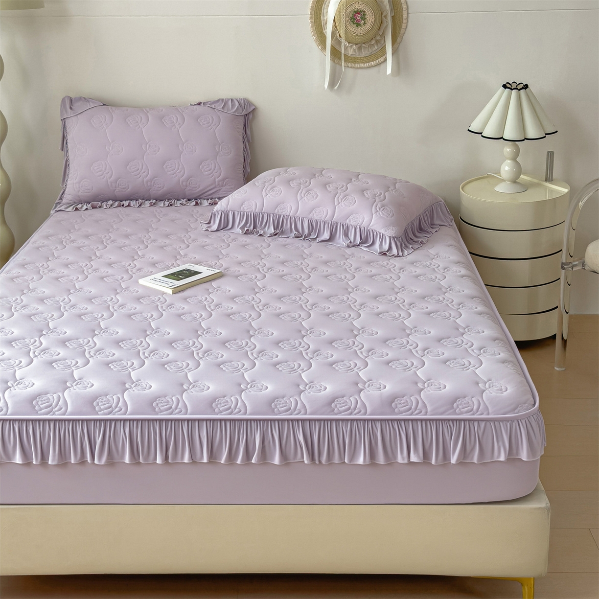 91家纺网 家纺一手货源 找家纺 雯豆家纺 【10A抗菌】2026新款氨纶凉感丝花边枕套单只一对装夏季冰丝枕芯保护套 氨纶花边床笠-香芋紫