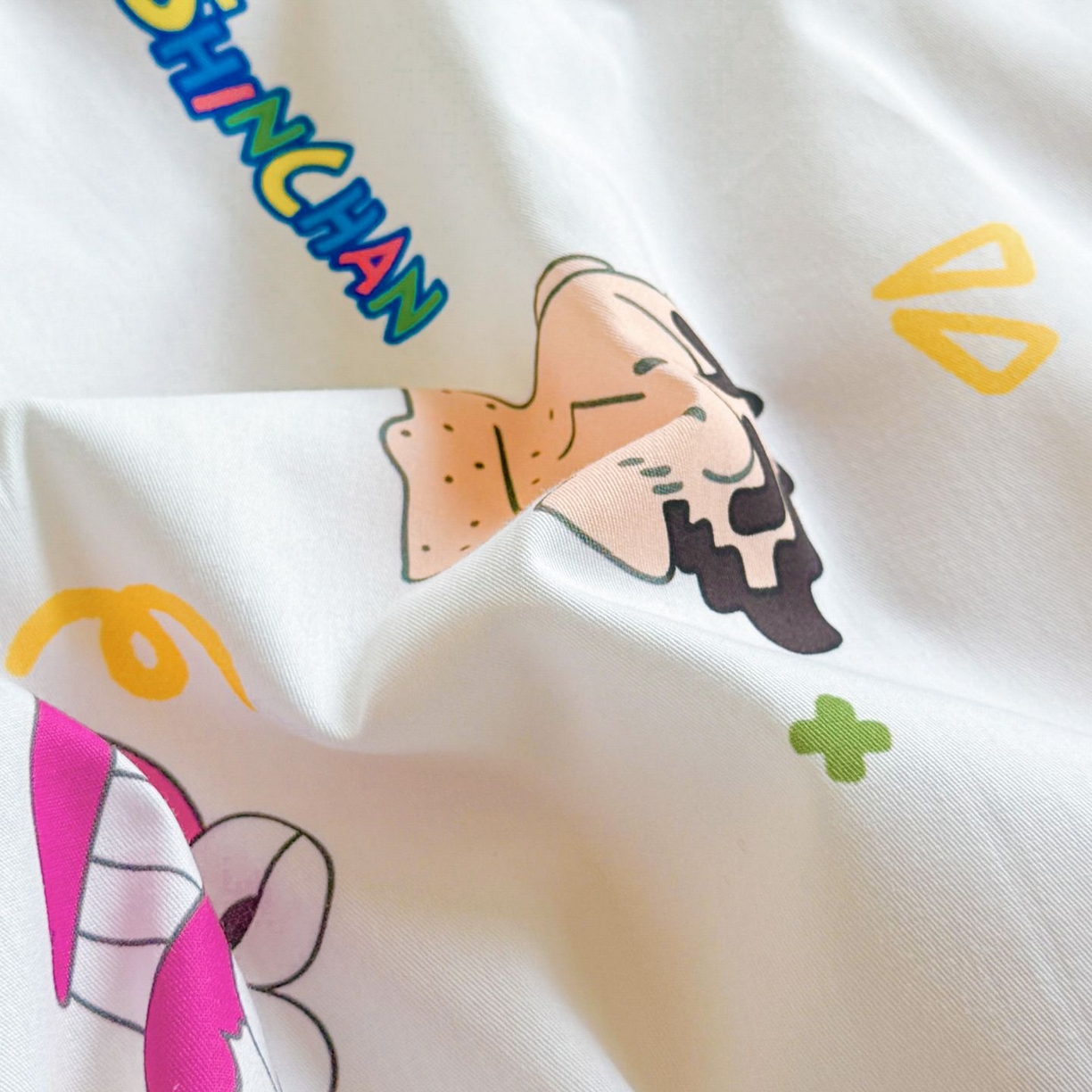 91家纺网 家纺一手货源 找家纺 雅萱家纺 2026新款里外全棉棉花夏被蜡笔小新系列 夏被-小新的一家