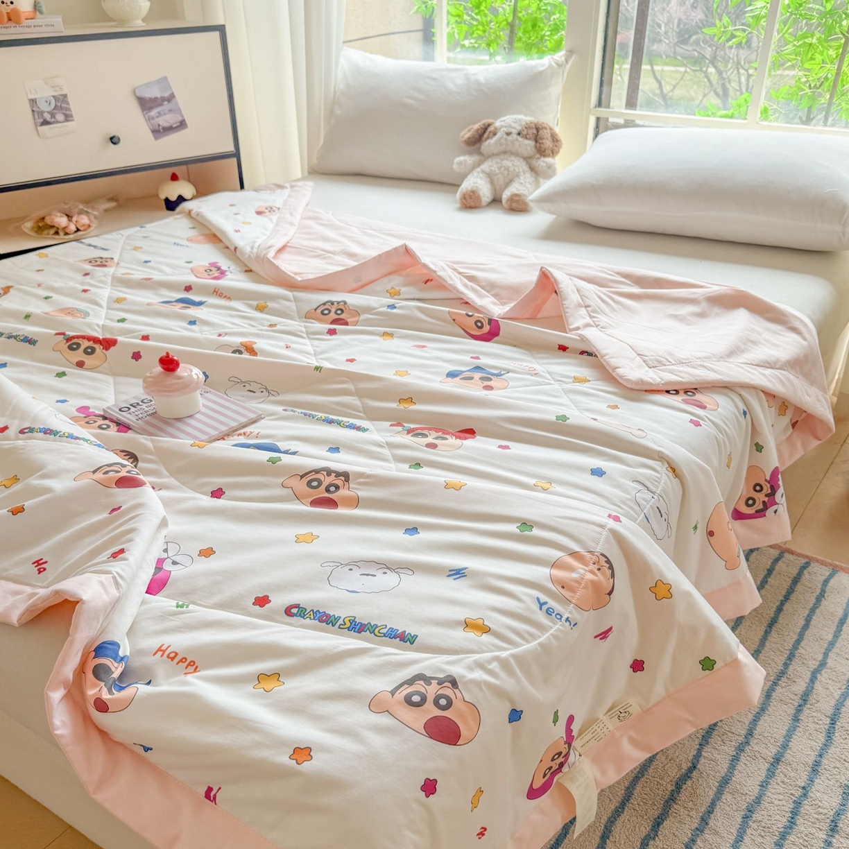 91家纺网 家纺一手货源 找家纺 雅萱家纺 2026新款里外全棉棉花夏被蜡笔小新系列 夏被-星星小新