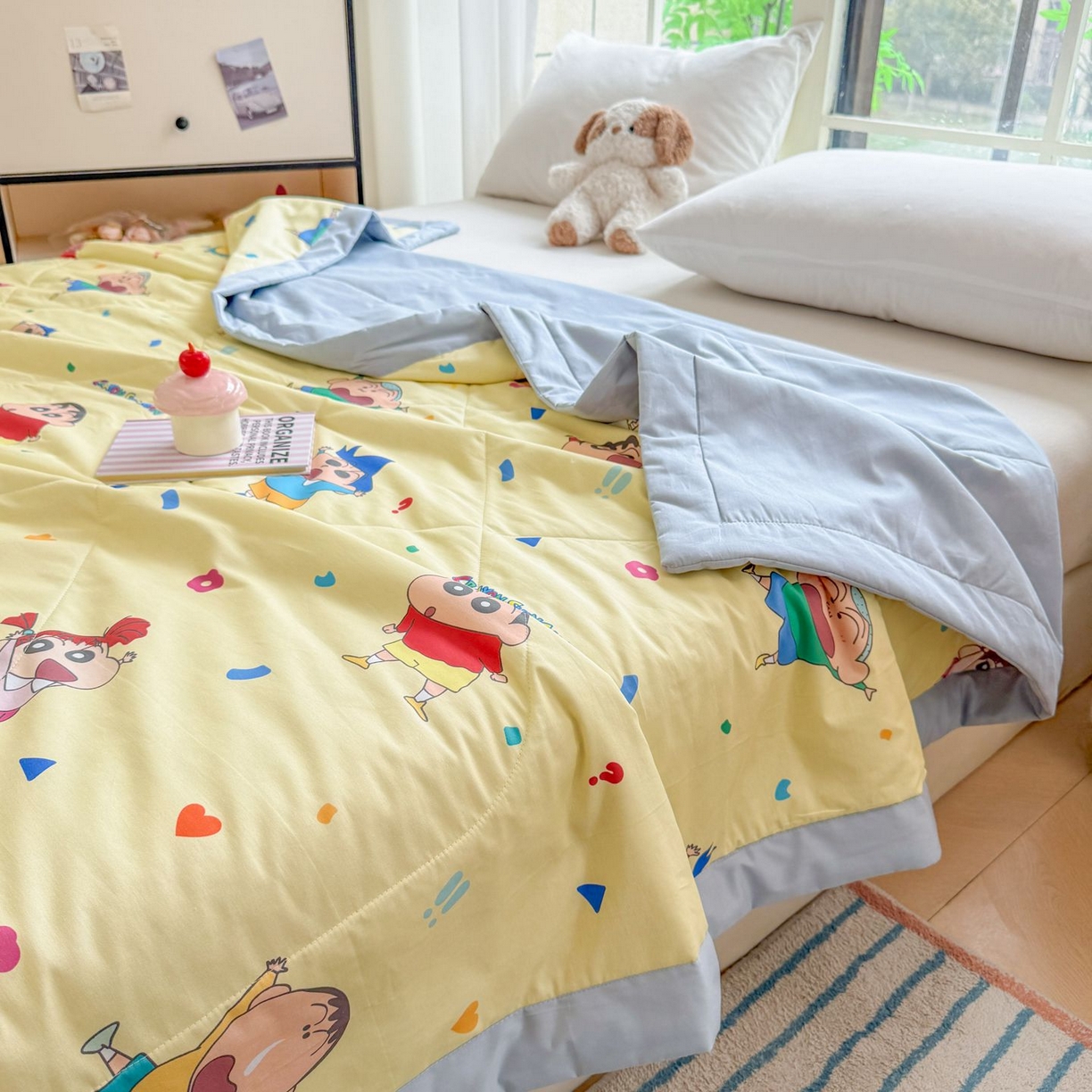 91家纺网 家纺一手货源 找家纺 雅萱家纺 2026新款里外全棉棉花夏被蜡笔小新系列 夏被-星仔生活