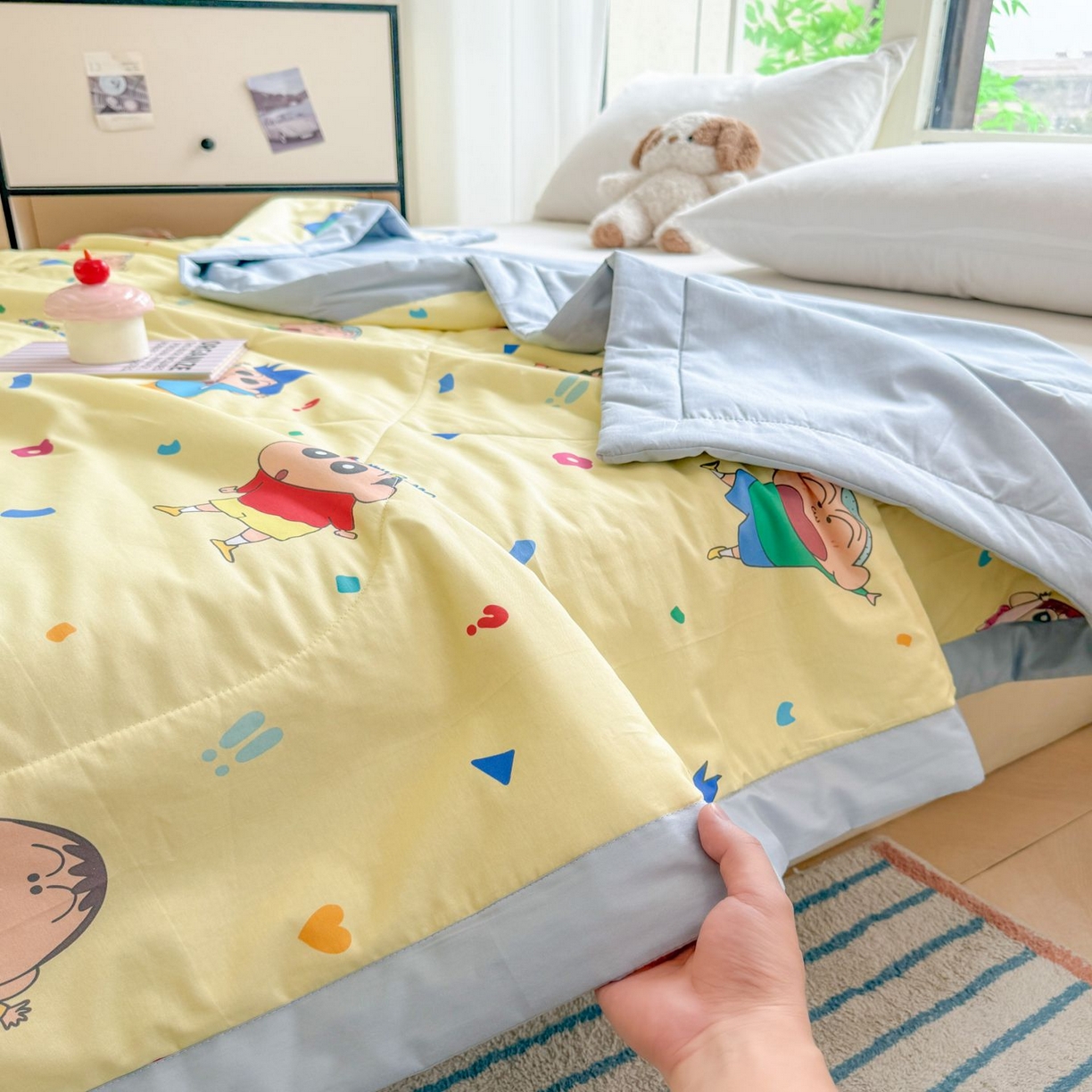 91家纺网 家纺一手货源 找家纺 雅萱家纺 2026新款里外全棉棉花夏被蜡笔小新系列 夏被-星仔生活