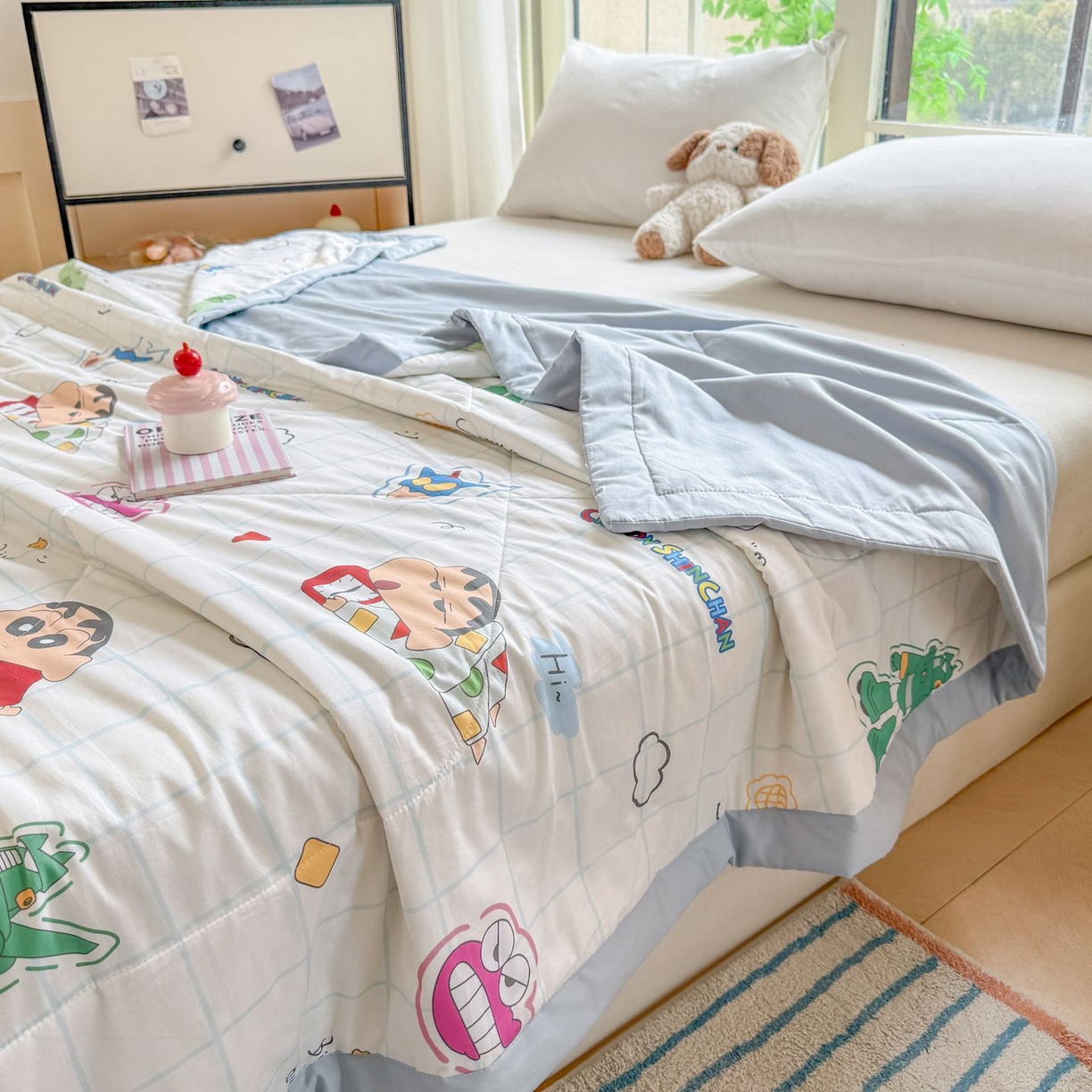 91家纺网 家纺一手货源 找家纺 雅萱家纺 2026新款里外全棉棉花夏被蜡笔小新系列 夏被-元气小新