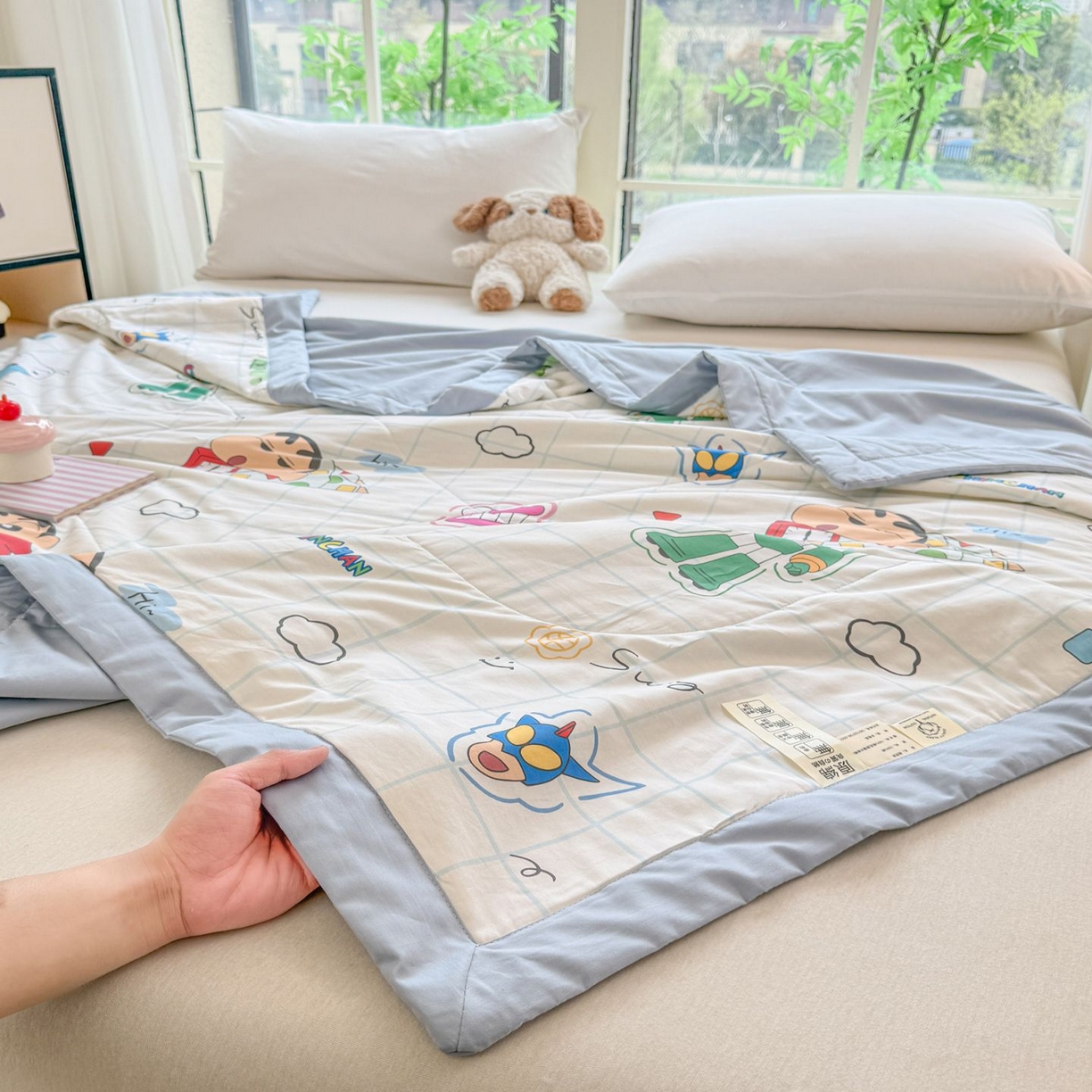 91家纺网 家纺一手货源 找家纺 雅萱家纺 2026新款里外全棉棉花夏被蜡笔小新系列 夏被-元气小新