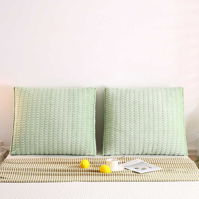 91家纺网 家纺一手货源 找家纺 永光家居 2026新款YG2686竹节绒方垫 嫩绿色