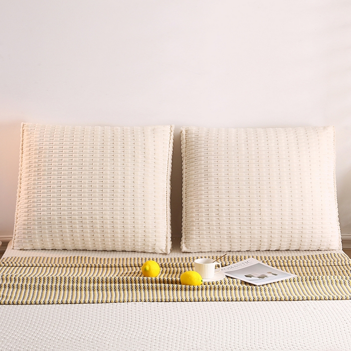 91家纺网 家纺一手货源 找家纺 永光家居 2026新款YG2686竹节绒方垫 浅米色