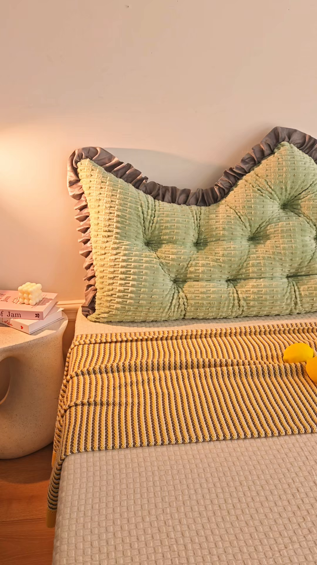 91家纺网 家纺一手货源 找家纺 永光家居 2026新款YG2687竹节绒皇冠 绿色