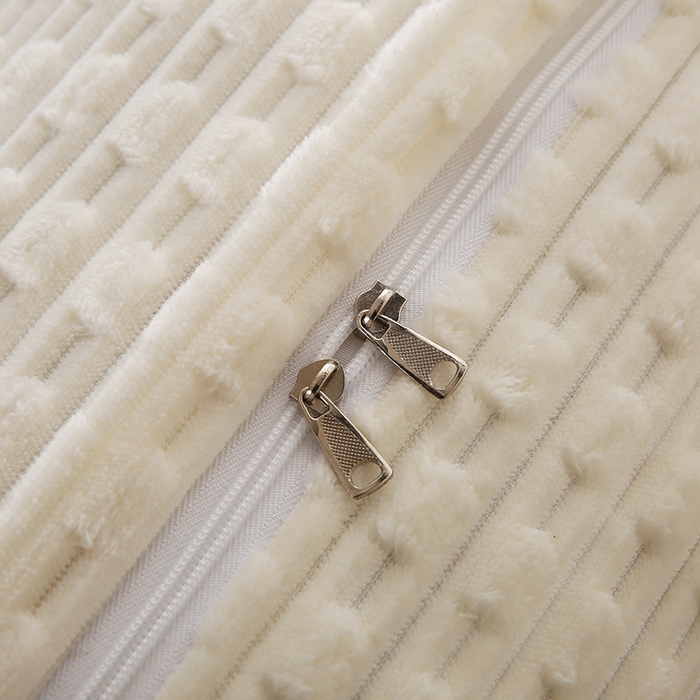 91家纺网 家纺一手货源 找家纺 永光家居 2026新款YG2688竹节绒三角靠垫 竹节 白