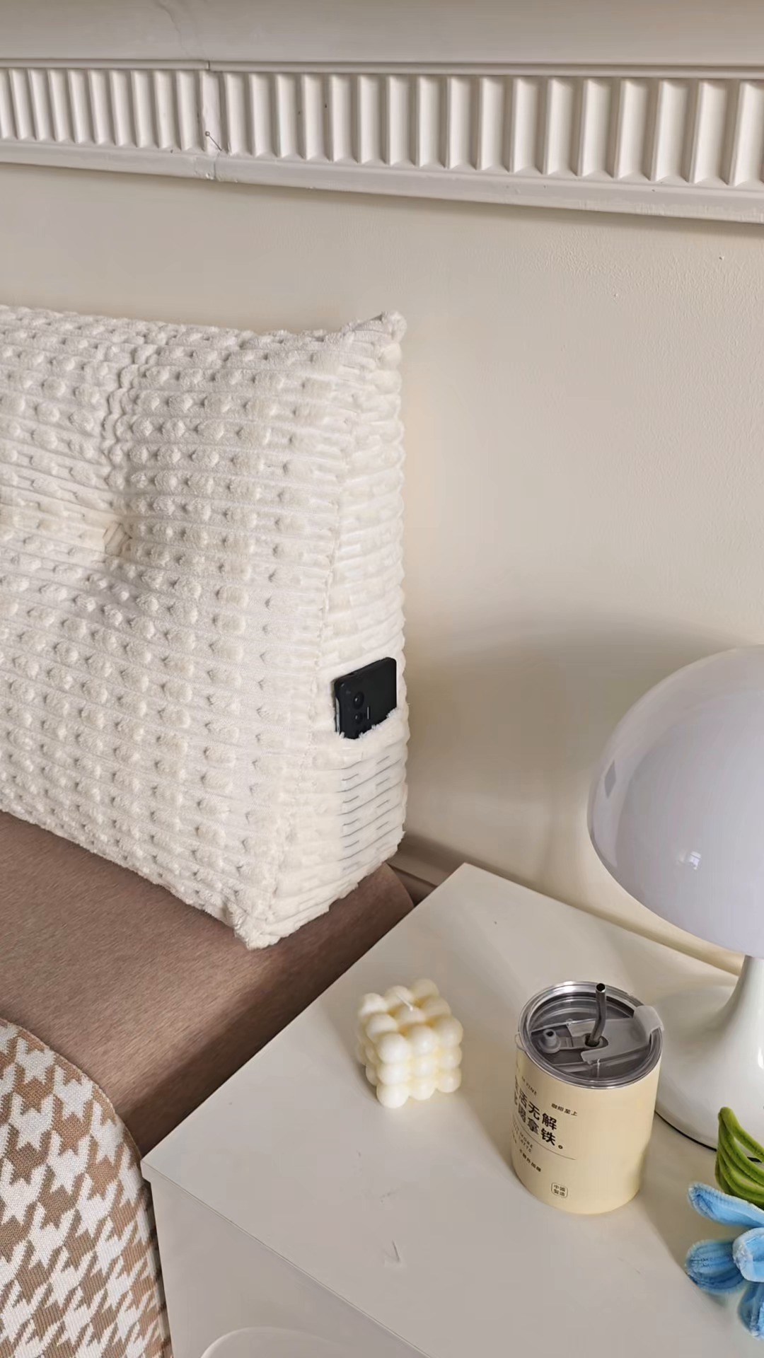 91家纺网 家纺一手货源 找家纺 永光家居 2026新款YG2688竹节绒三角靠垫 竹节 白