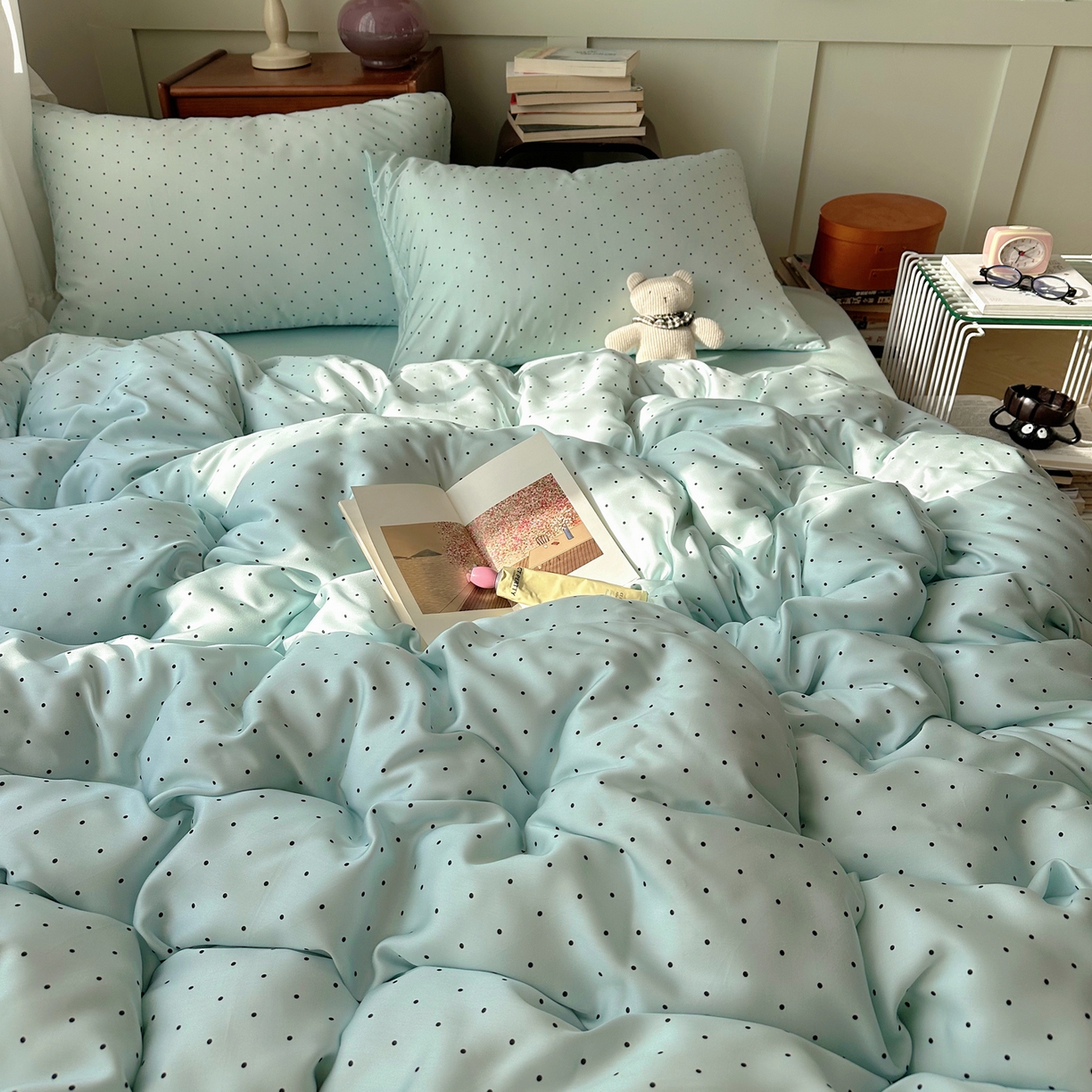 91家纺网 家纺一手货源 找家纺 爱彼家纺 2026新款亲肤冰丝印花四件套-系列二 冰丝-青雾波点