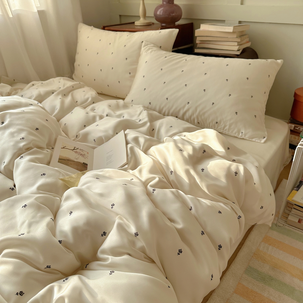 爱彼家纺 2026新款亲肤冰丝印花四件套-系列二 冰丝-奶杏四叶草