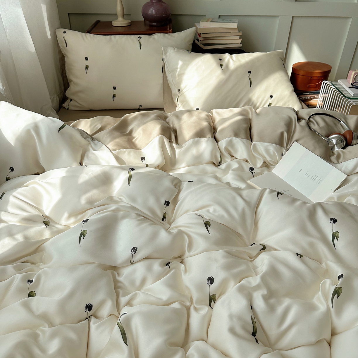 91家纺网 家纺一手货源 找家纺 爱彼家纺 2026新款亲肤冰丝印花四件套-系列二 冰丝-奶杏郁金香