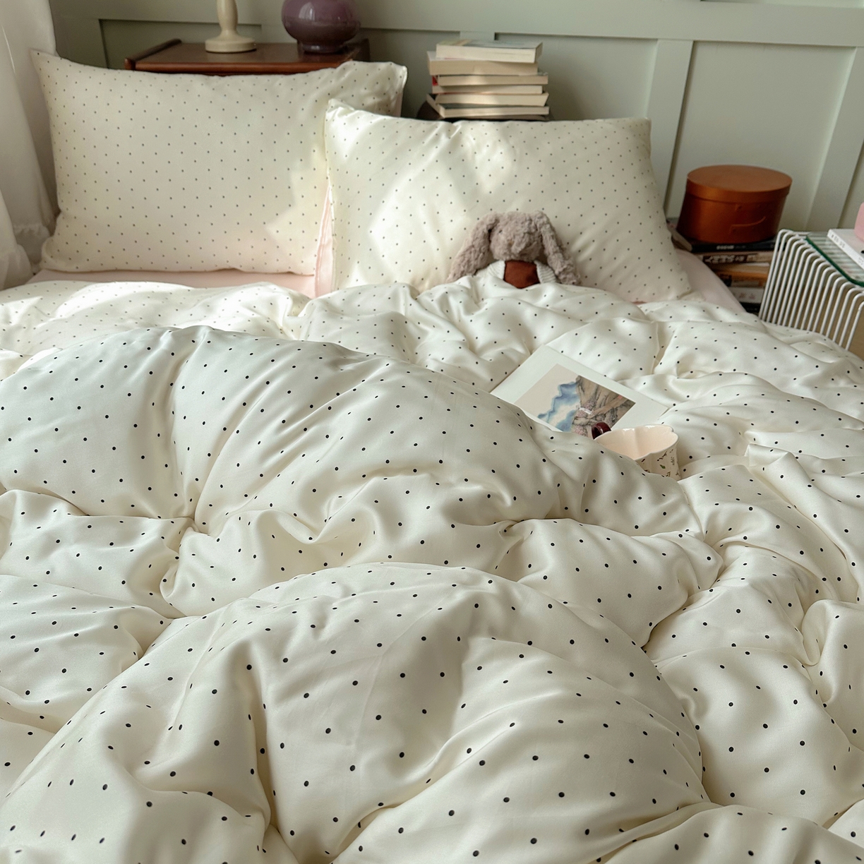 91家纺网 家纺一手货源 找家纺 爱彼家纺 2026新款亲肤冰丝印花四件套-系列二 冰丝-奶油粉波点