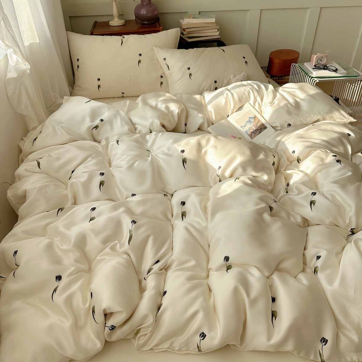 91家纺网 家纺一手货源 找家纺 爱彼家纺 2026新款亲肤冰丝印花四件套-系列二 冰丝-夜影郁香