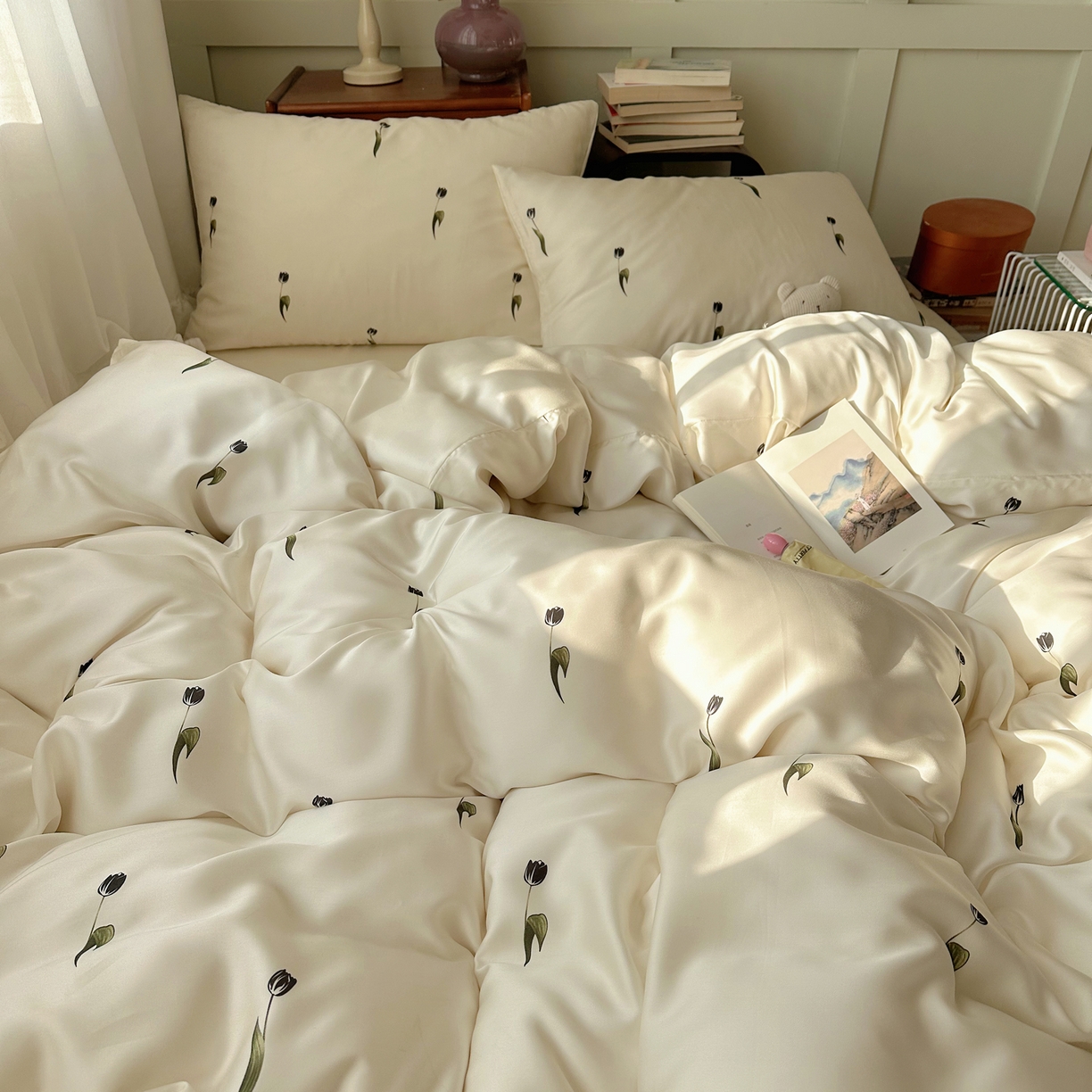 91家纺网 家纺一手货源 找家纺 爱彼家纺 2026新款亲肤冰丝印花四件套-系列二 冰丝-夜影郁香