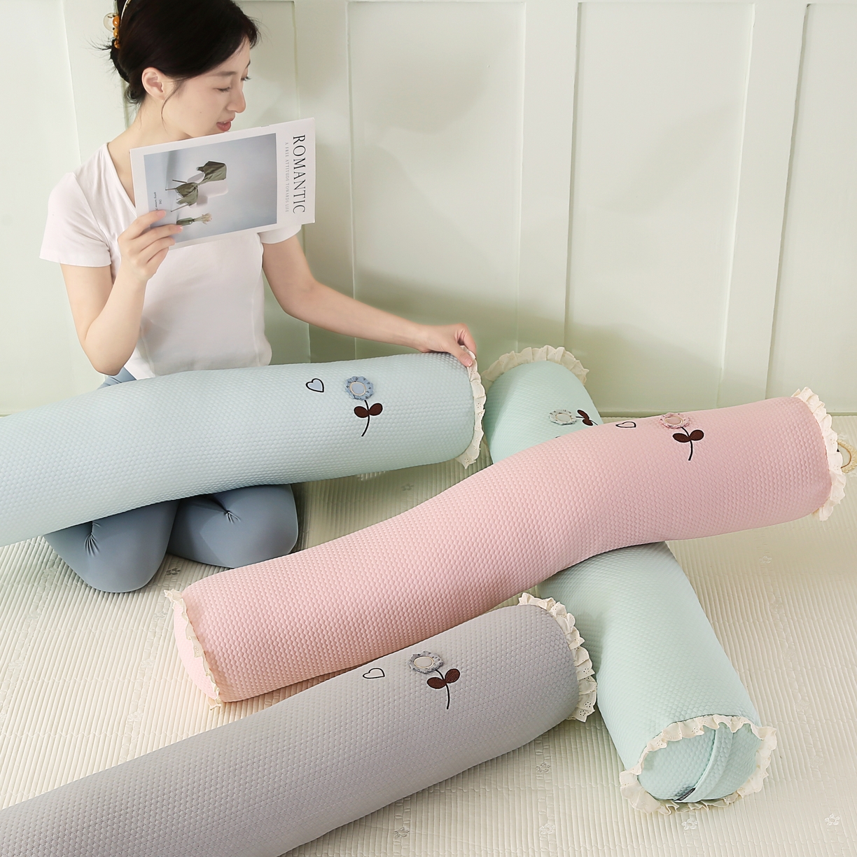 91家纺网 家纺一手货源 找家纺 蔻眠 凉豆豆凉感丝长抱枕侧睡夹腿抱枕长枕芯枕头 主图