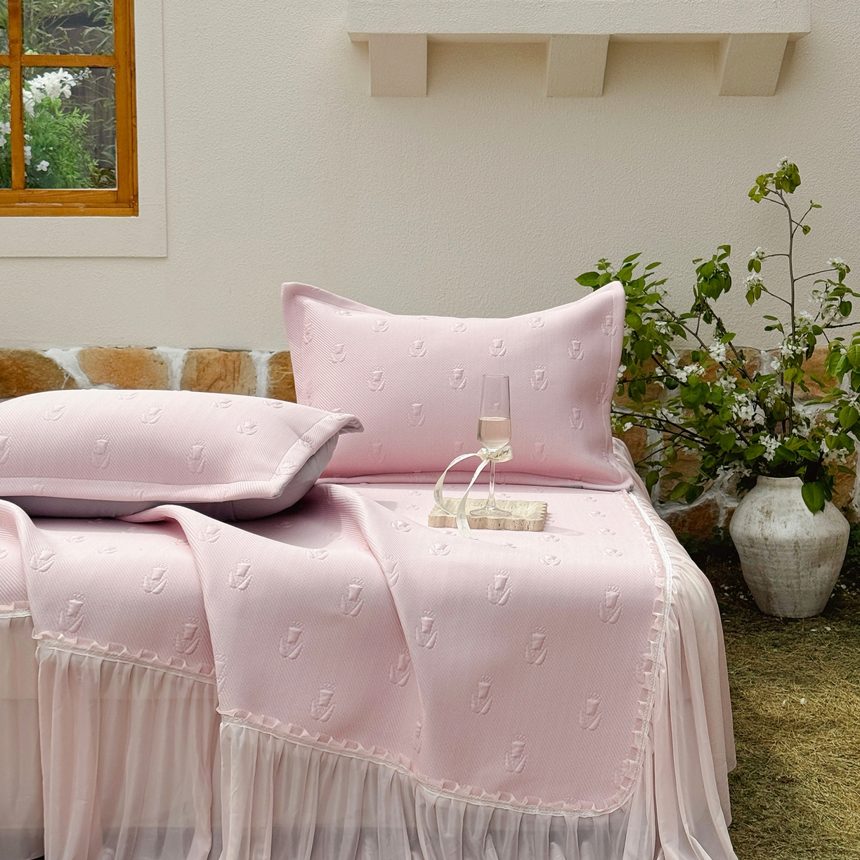 91家纺网 家纺一手货源 找家纺 恋尚羽家纺 2026新款高分子PE凉泡泡大床裙凉感席波浪冰豆豆凉席席子三件套-郁金香 郁金香-粉色