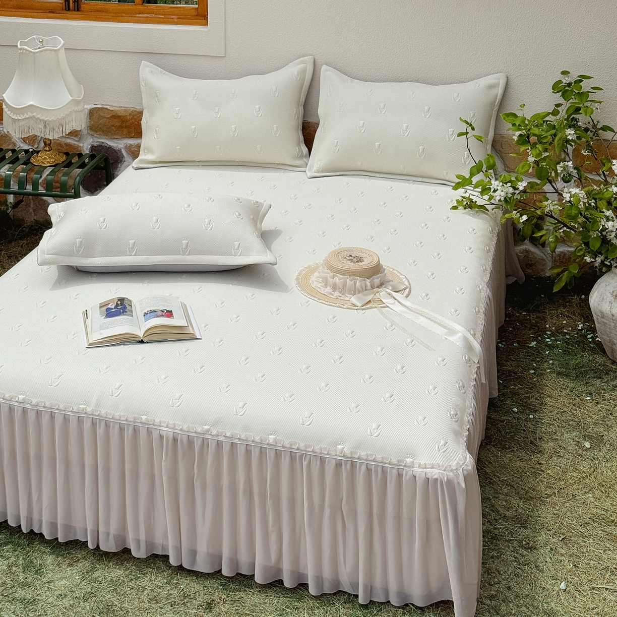 91家纺网 家纺一手货源 找家纺 恋尚羽家纺 2026新款高分子PE凉泡泡大床裙凉感席波浪冰豆豆凉席席子三件套-郁金香 郁金香-米白色