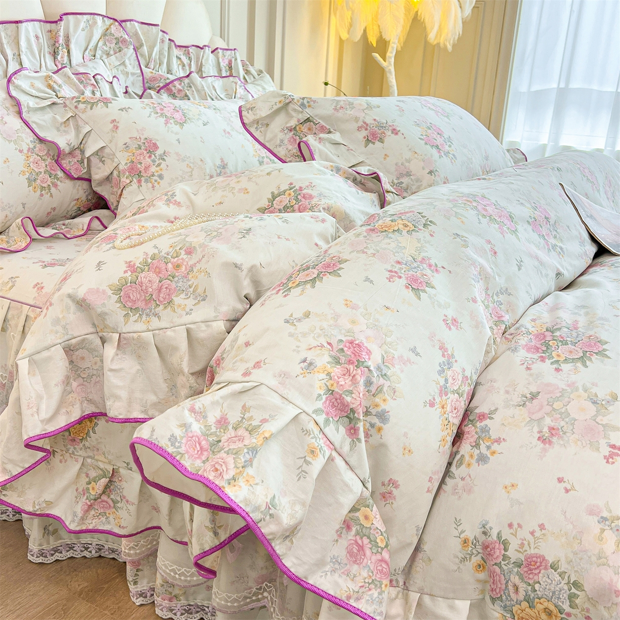 91家纺网 家纺一手货源 找家纺 宜凡家纺 2026新款全棉印花公主风单层床裙四件套 朝花心悦