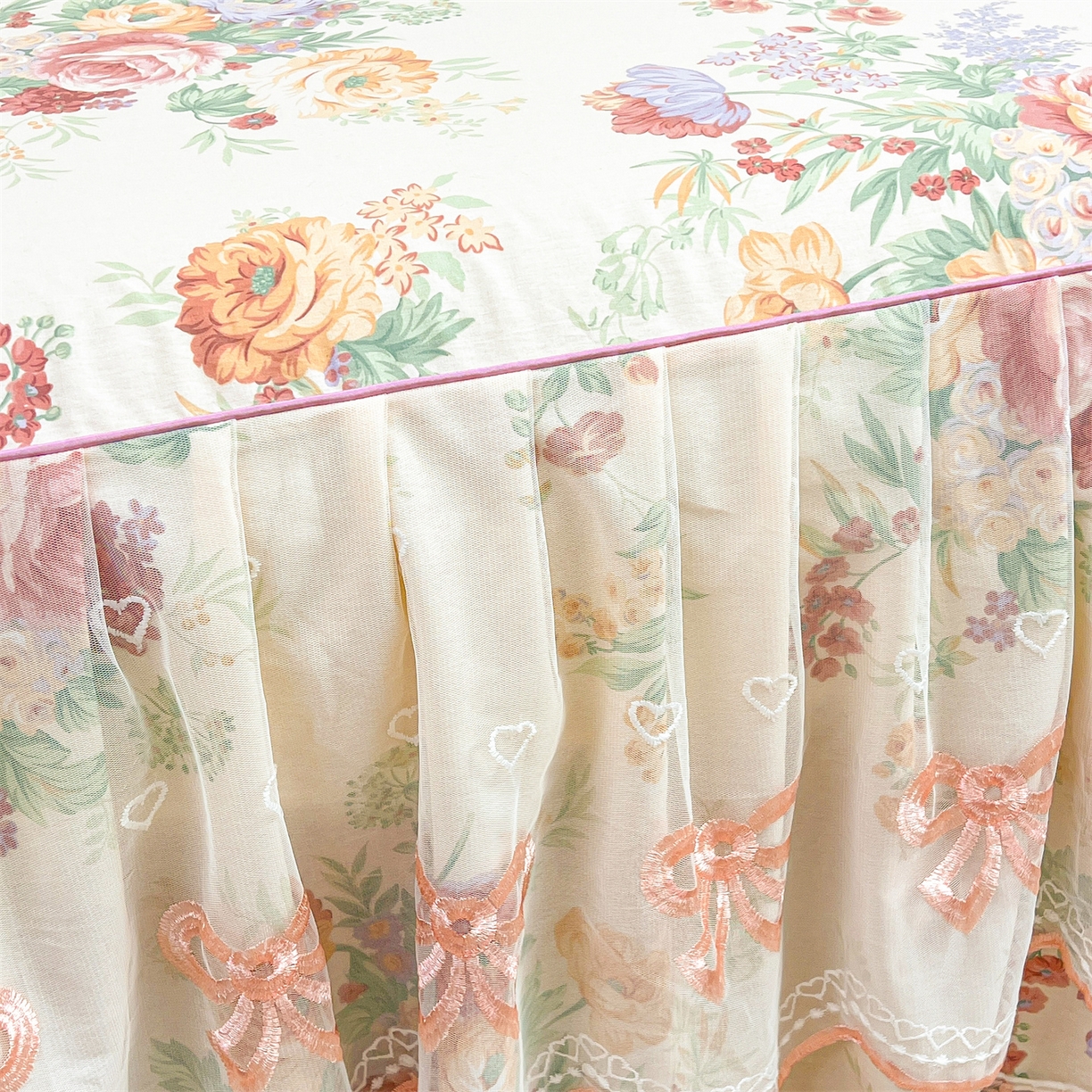 91家纺网 家纺一手货源 找家纺 宜凡家纺 2026新款全棉印花公主风单层床裙四件套 春色入梦