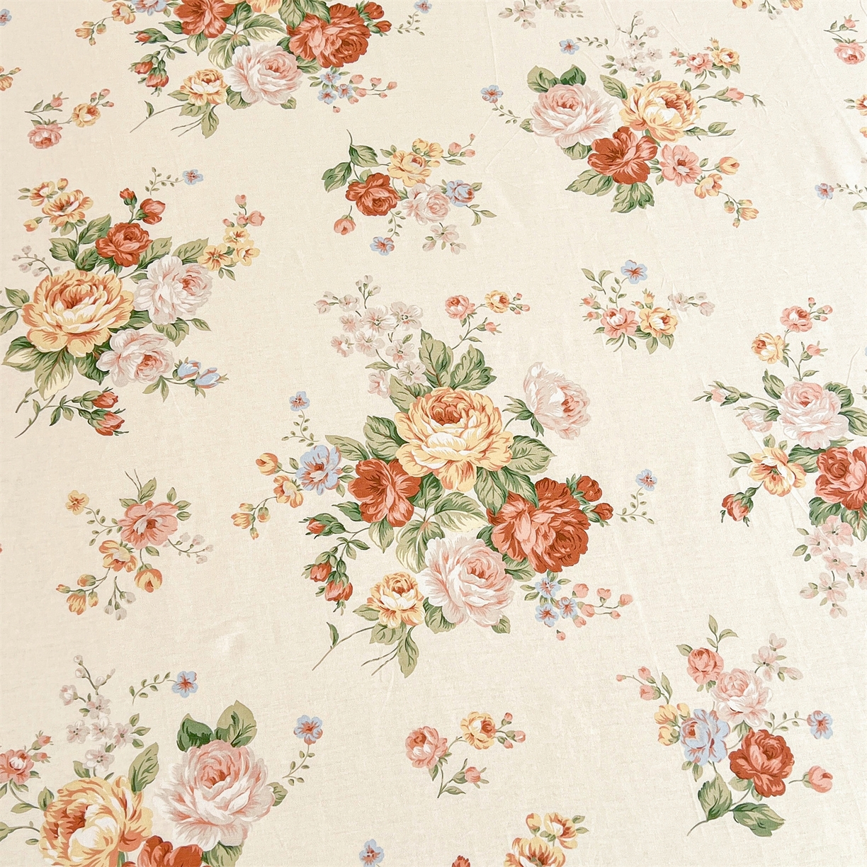 91家纺网 家纺一手货源 找家纺 宜凡家纺 2026新款全棉印花公主风单层床裙四件套 洛川花海