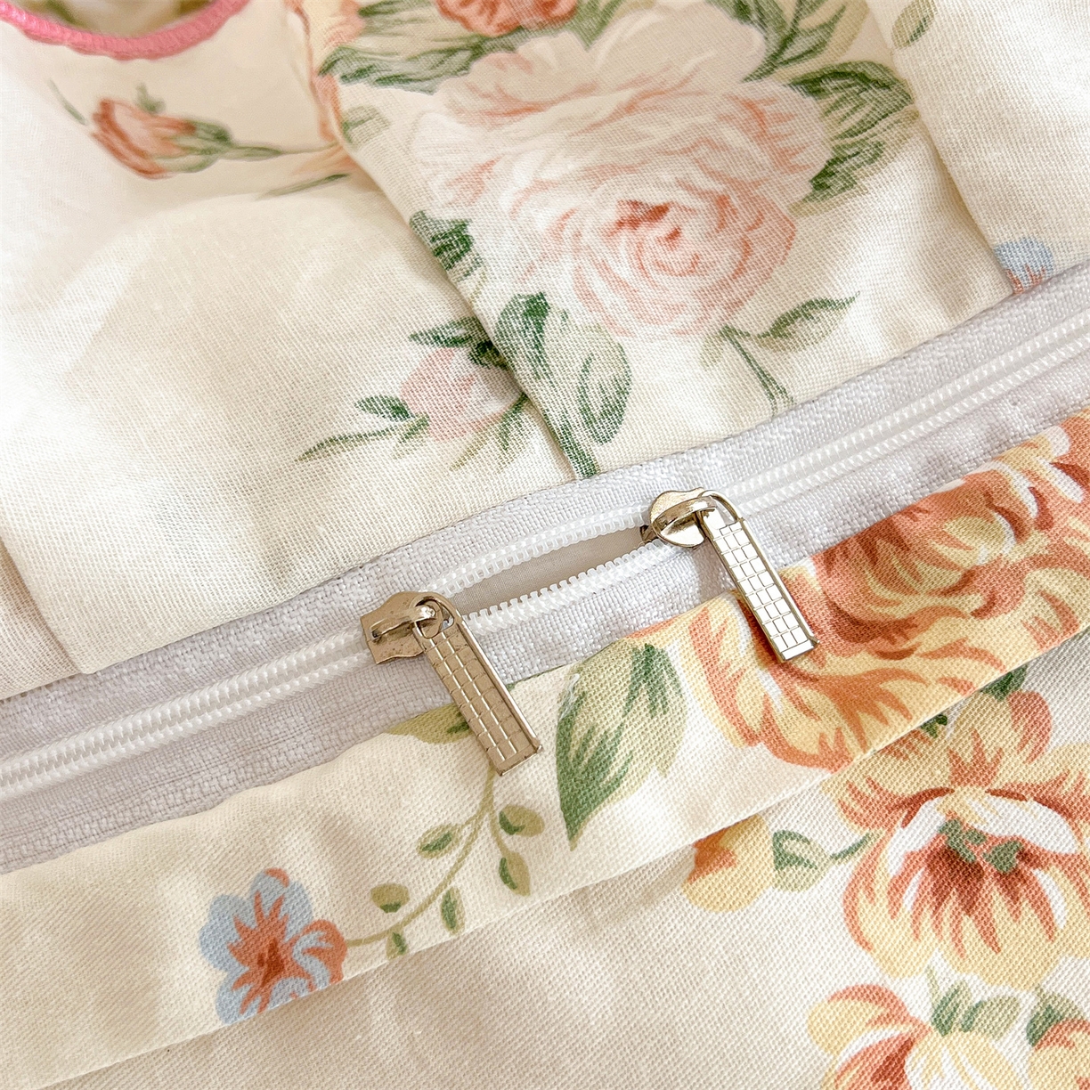 91家纺网 家纺一手货源 找家纺 宜凡家纺 2026新款全棉印花公主风单层床裙四件套 洛川花海