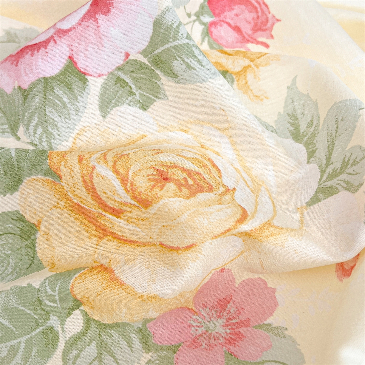 91家纺网 家纺一手货源 找家纺 宜凡家纺 2026新款全棉印花公主风单层床裙四件套 沐颜月朵