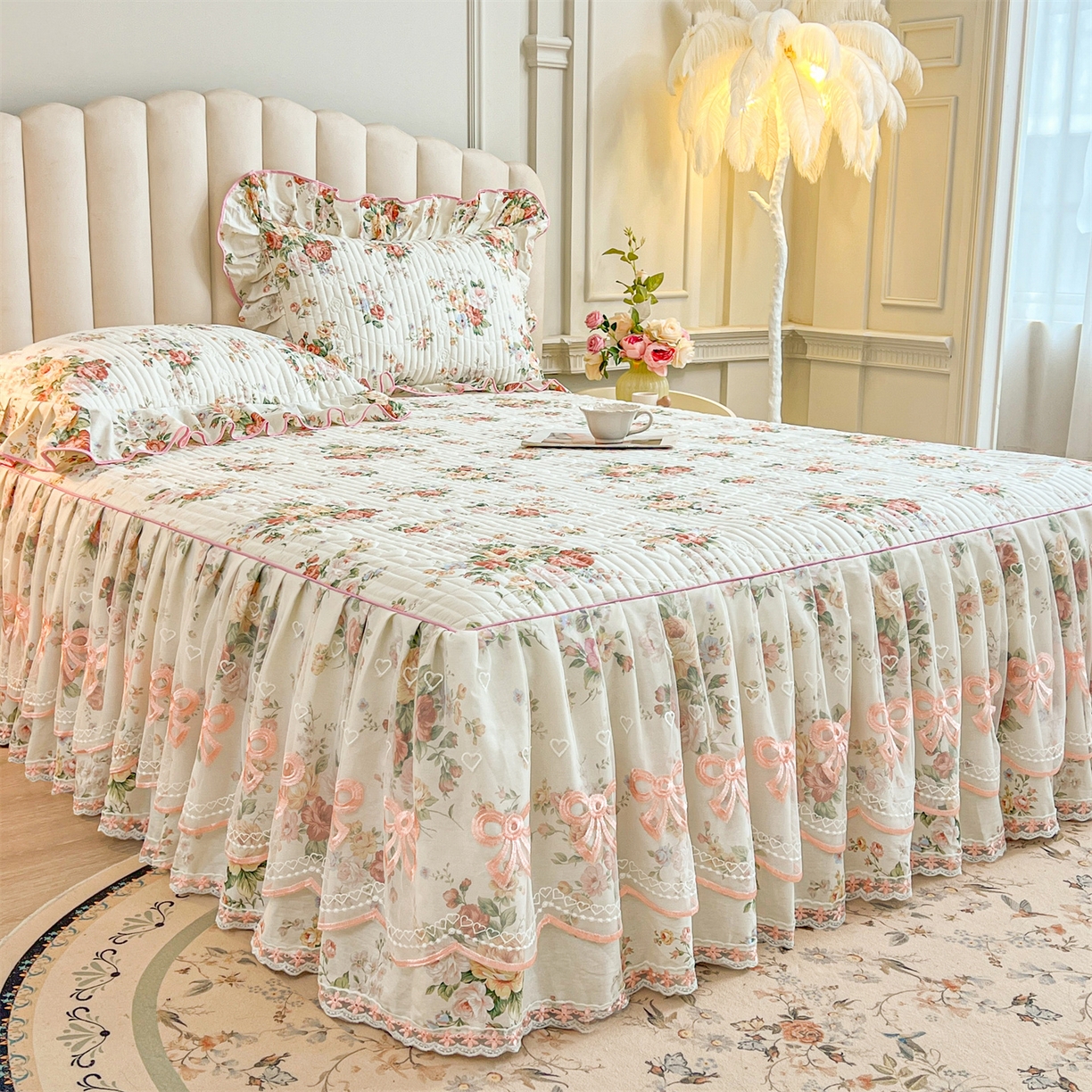 91家纺网 家纺一手货源 找家纺 宜凡家纺 2026新款全棉印花公主风夹棉床裙四件套 洛川花海