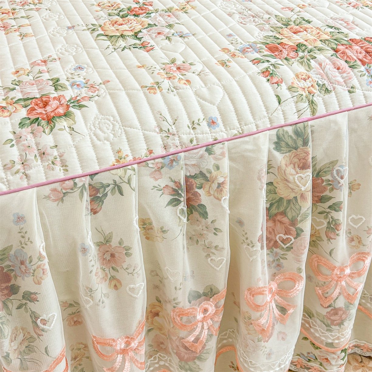 91家纺网 家纺一手货源 找家纺 宜凡家纺 2026新款全棉印花公主风夹棉床裙四件套 洛川花海