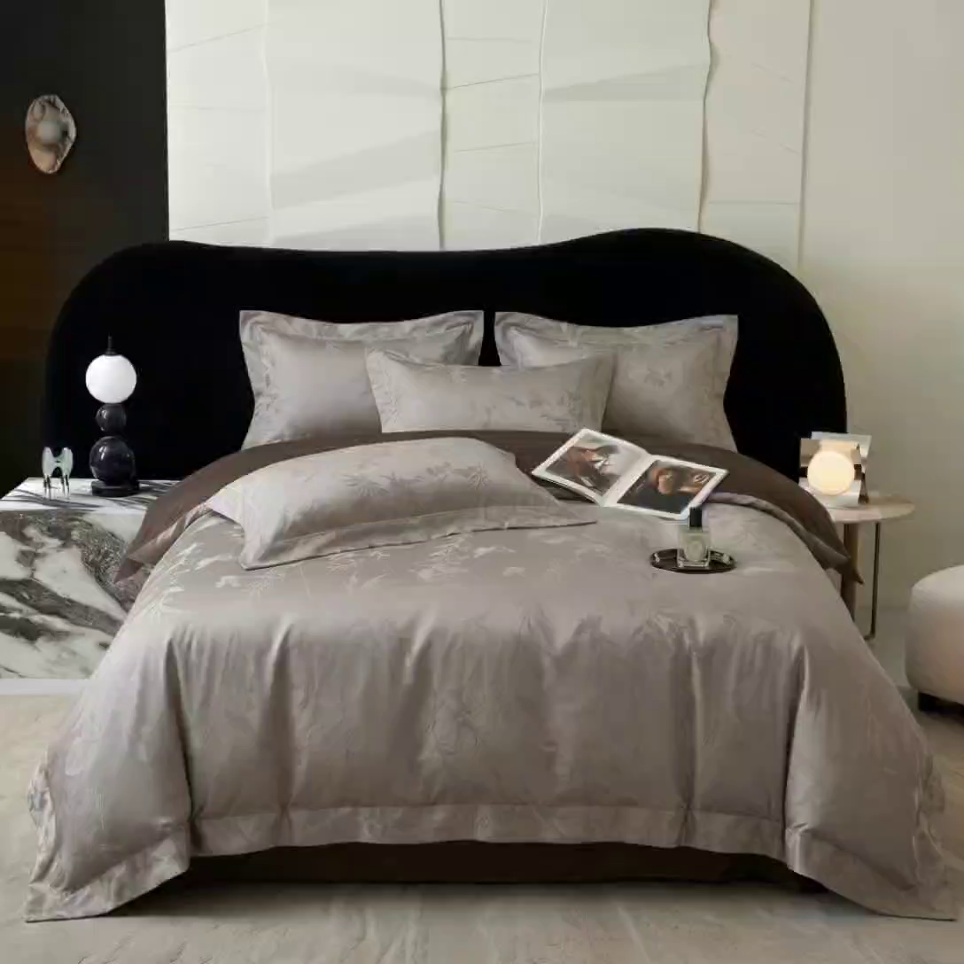 91家纺网 家纺一手货源 找家纺 悦织湾家纺 2026新款水洗冰丝贡缎提花亲肤四件套春夏凉爽床上用品四件套 铂雅金樽