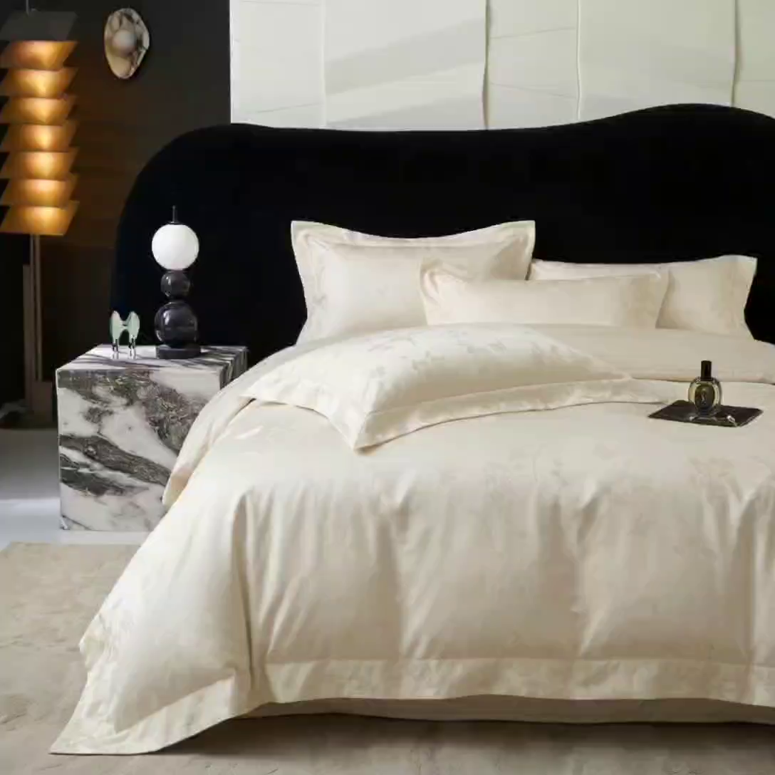 91家纺网 家纺一手货源 找家纺 悦织湾家纺 2026新款水洗冰丝贡缎提花亲肤四件套春夏凉爽床上用品四件套 琼华锦序