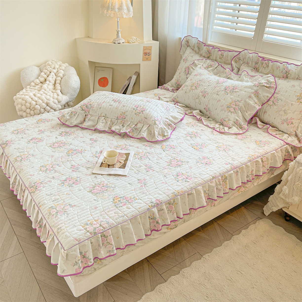 91家纺网 家纺一手货源 找家纺 （总）宜凡家纺 2026新款全棉夹棉花边床笠三件套