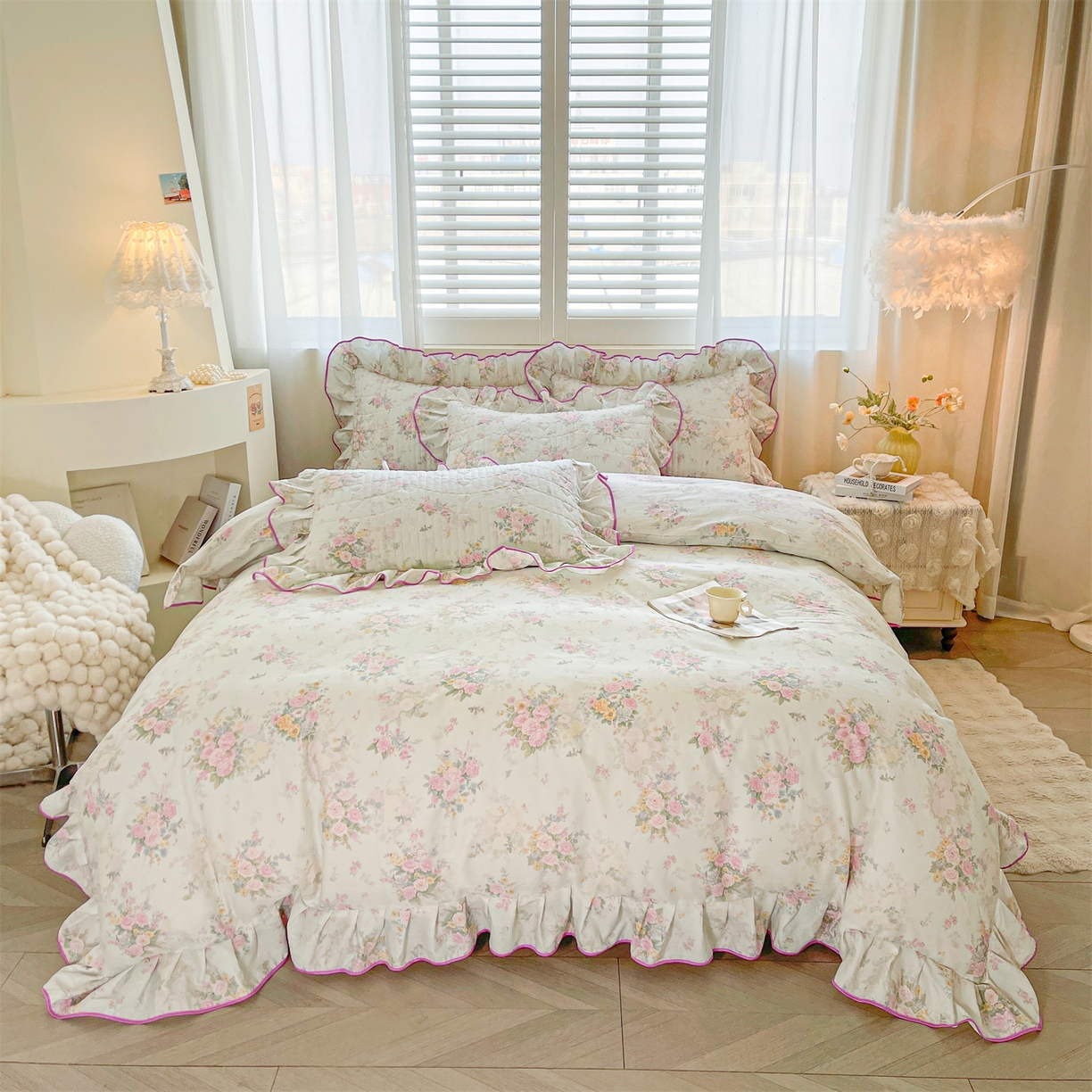 91家纺网 家纺一手货源 找家纺 宜凡家纺 2026新款全棉夹棉花边床笠三件套 朝花心悦