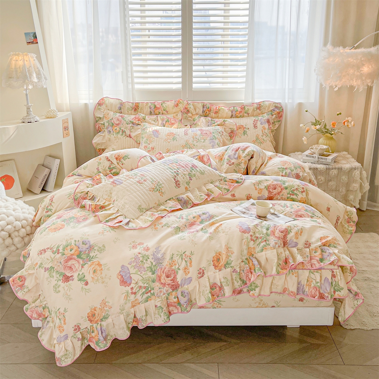 91家纺网 家纺一手货源 找家纺 宜凡家纺 2026新款全棉夹棉花边床笠三件套 春色入梦