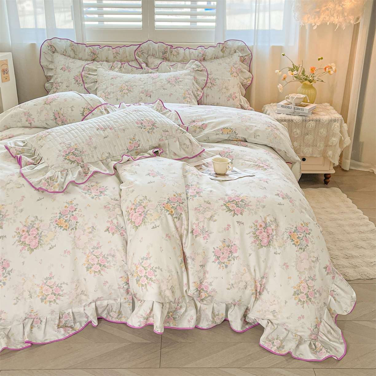 91家纺网 家纺一手货源 找家纺 宜凡家纺 2026新款全棉夹棉花边床笠四件套 朝花心悦