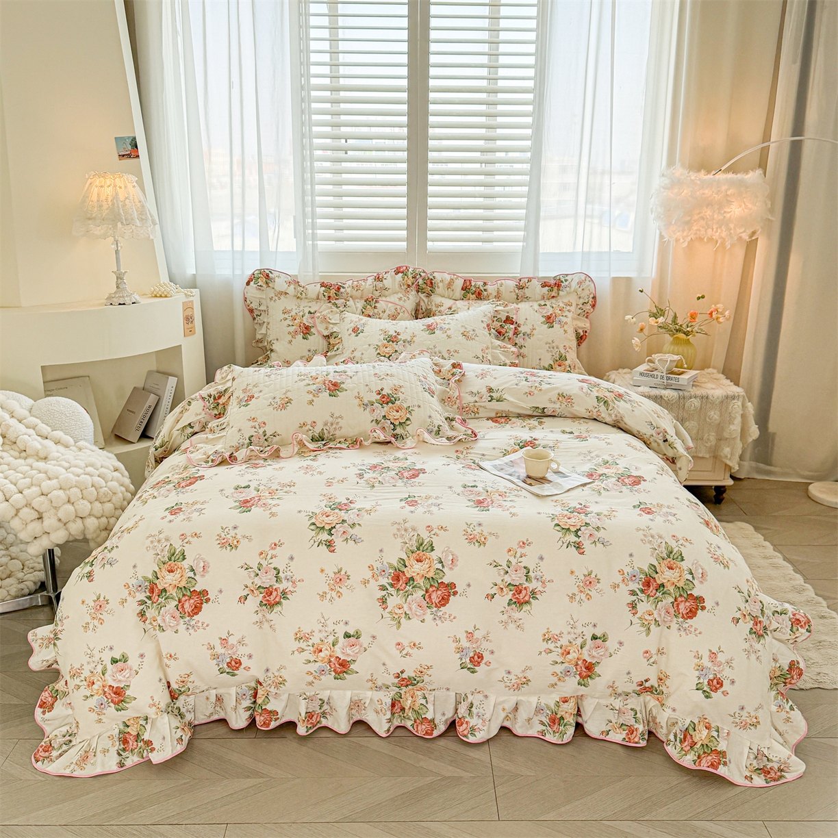 91家纺网 家纺一手货源 找家纺 宜凡家纺 2026新款全棉夹棉花边床笠四件套 洛川花海