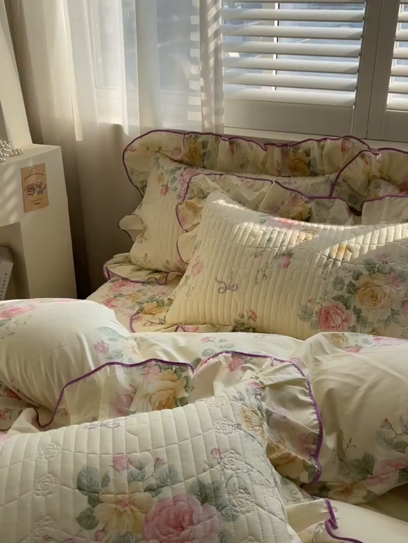 91家纺网 家纺一手货源 找家纺 宜凡家纺 2026新款全棉夹棉花边床笠四件套 沐颜月朵