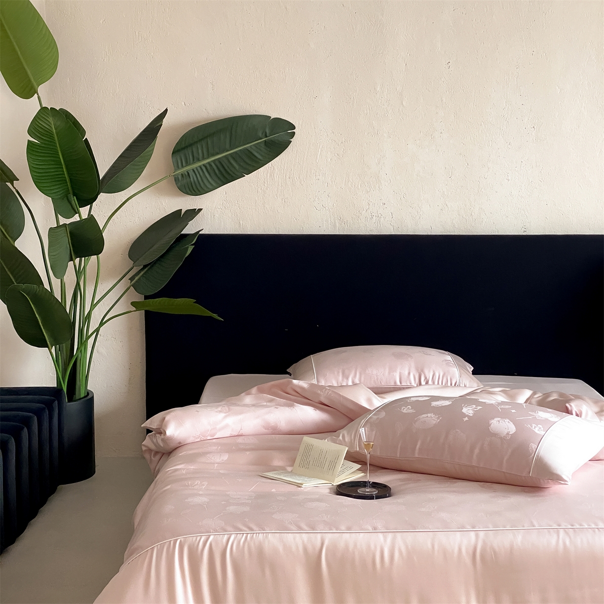 91家纺网 家纺一手货源 找家纺 （总）FORTWO家纺原创设计（FOR TWO家纺） 2026新款60兰精天丝提花雅颂四件套-云间霓裳