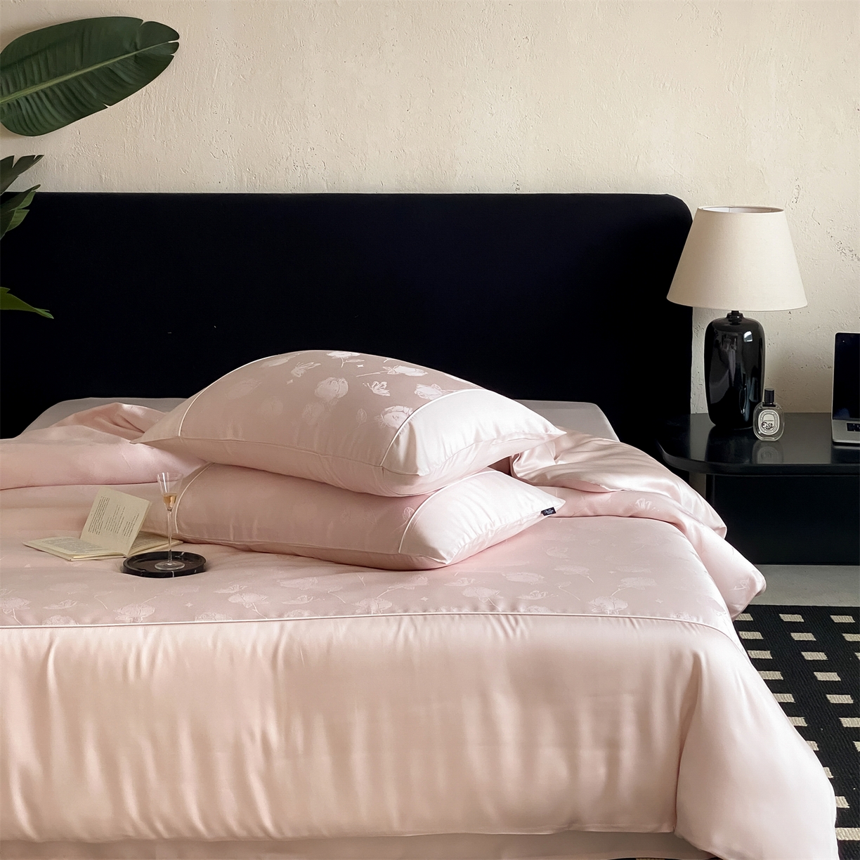 91家纺网 家纺一手货源 找家纺 （总）FORTWO家纺原创设计（FOR TWO家纺） 2026新款60兰精天丝提花雅颂四件套-云间霓裳