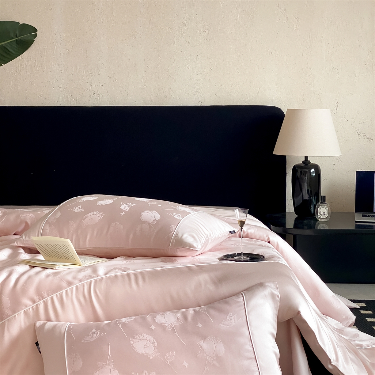 91家纺网 家纺一手货源 找家纺 （总）FORTWO家纺原创设计（FOR TWO家纺） 2026新款60兰精天丝提花雅颂四件套-云间霓裳