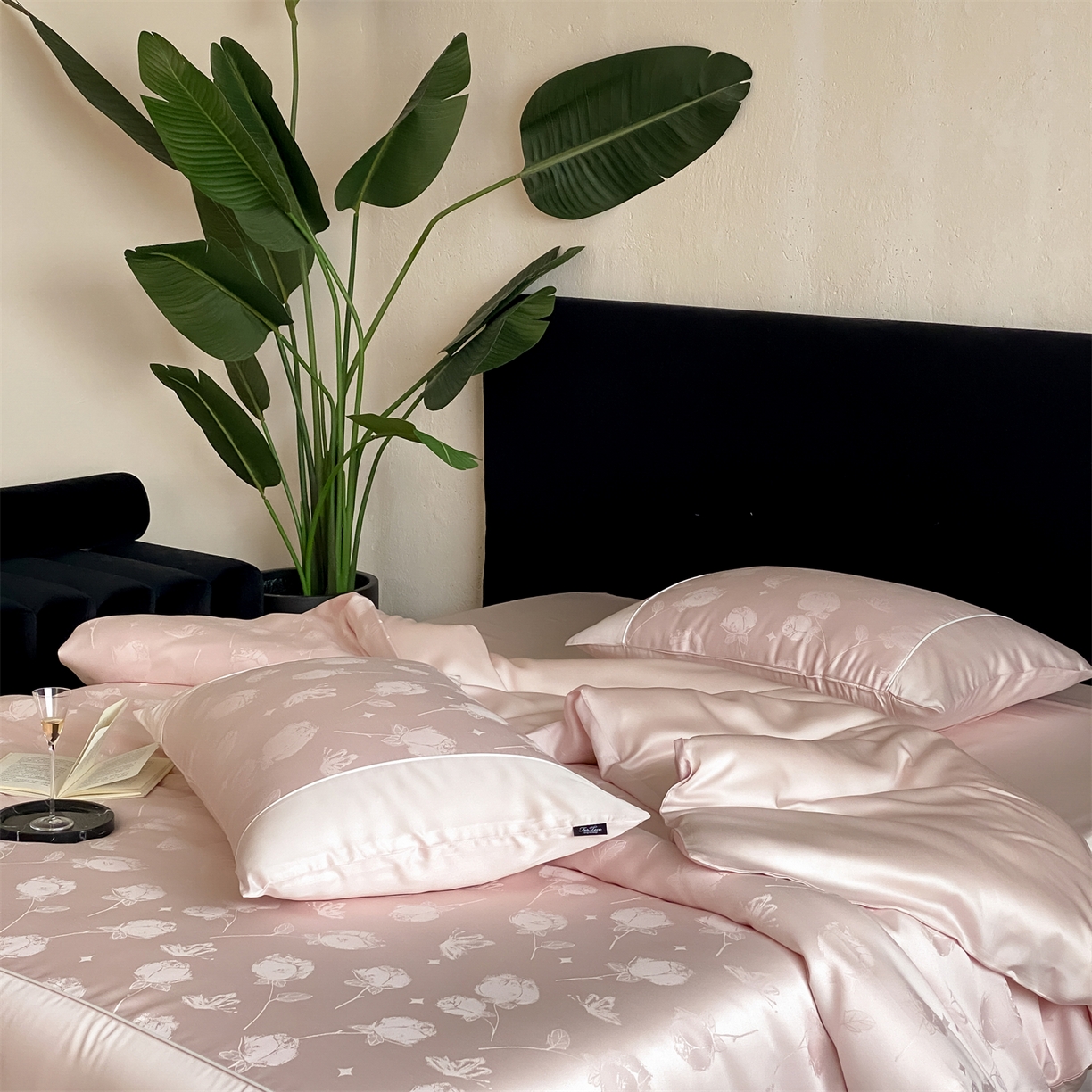 91家纺网 家纺一手货源 找家纺 （总）FORTWO家纺原创设计（FOR TWO家纺） 2026新款60兰精天丝提花雅颂四件套-云间霓裳