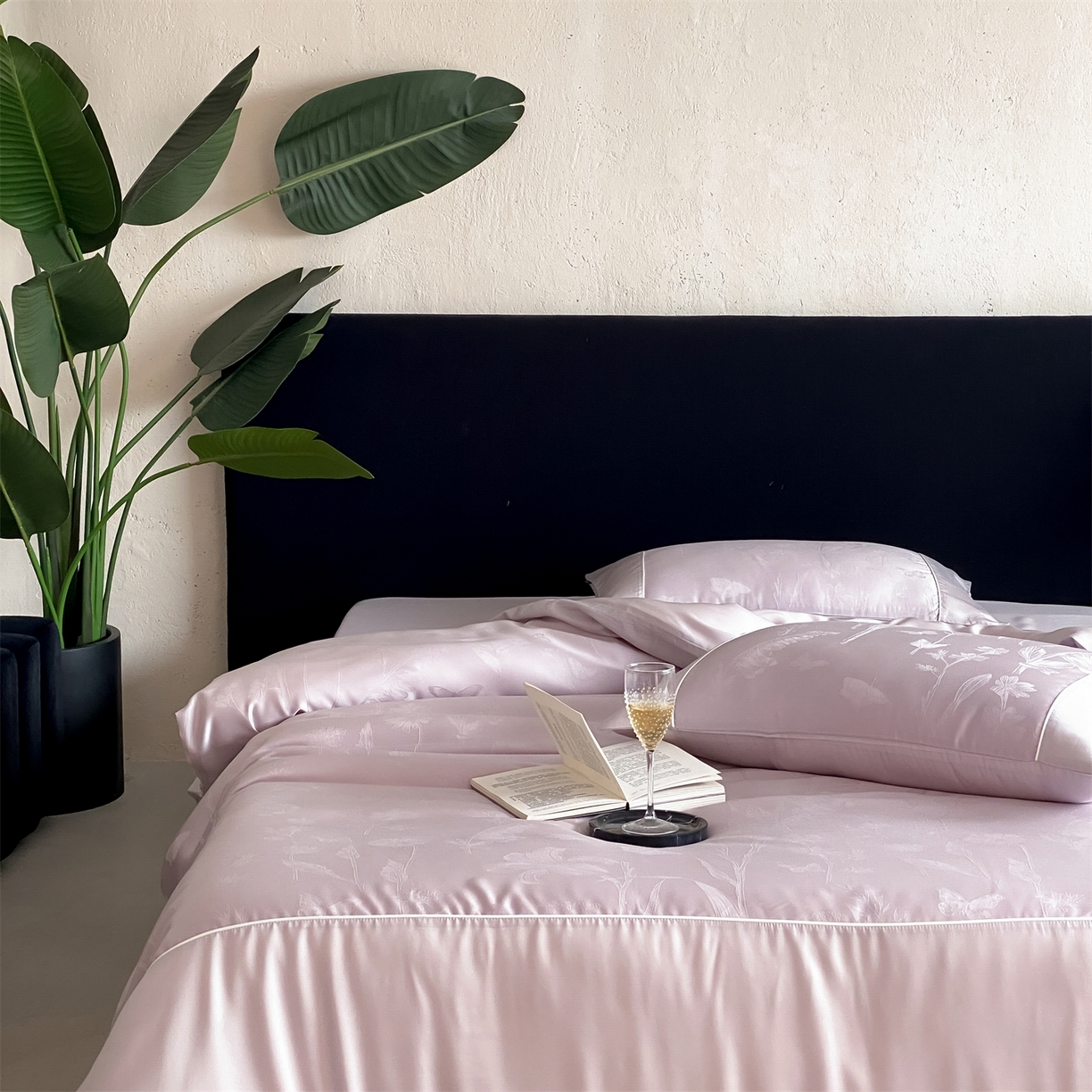 91家纺网 家纺一手货源 找家纺 （总）FORTWO家纺原创设计（FOR TWO家纺） 2026新款60兰精天丝提花雅颂四件套-琉璃梦境